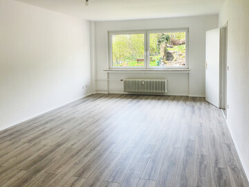 Beispiel-Wohnzimmer_einer_Wohnung_in_Wuppertal.jpg